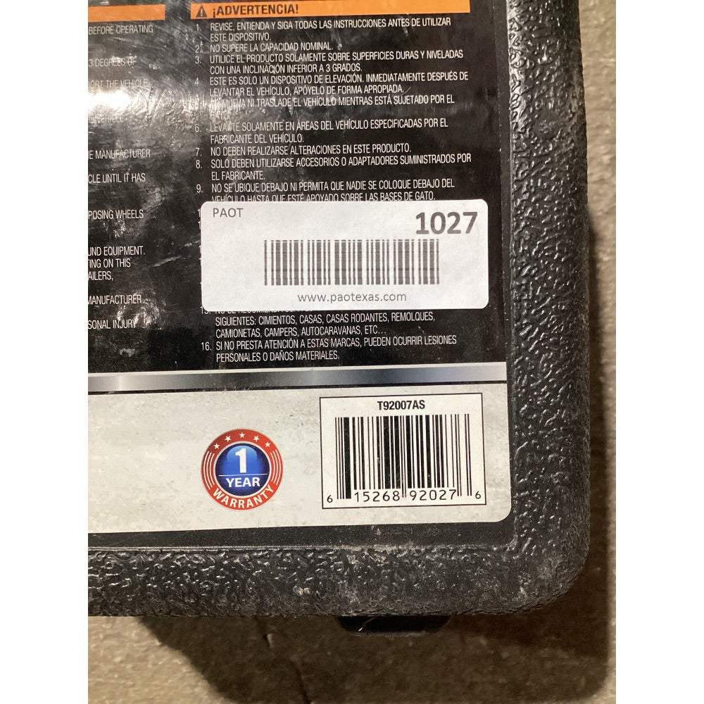 Lot # 1027 TORIN 20 TON Stubby Hydraulic Bottle Jack $55