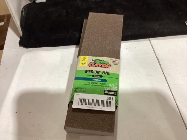 Lot # 581 Gator 7109 Multi-Grade Pack Medium Fine Grit Tall Sanding Sponge, 3 x 10 Inch, 2 Sponges