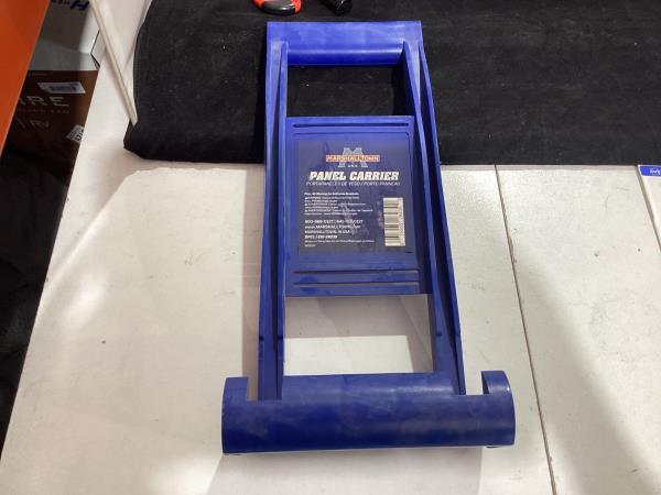 Lot # 38 MARSHALLTOWN Panel Carrier ImpactResistant Plastic