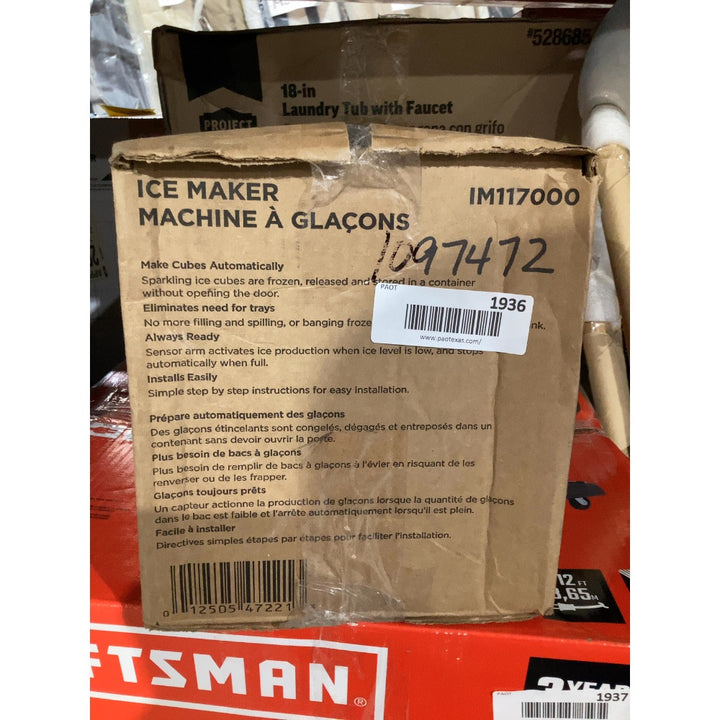 Lot # 1936 Frigidaire Ice Maker $150.99