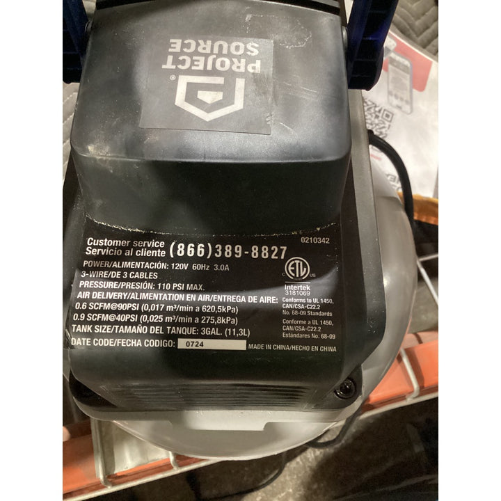 Lot # 1070 PROJECT SOURCE Air Compressor 15 $85