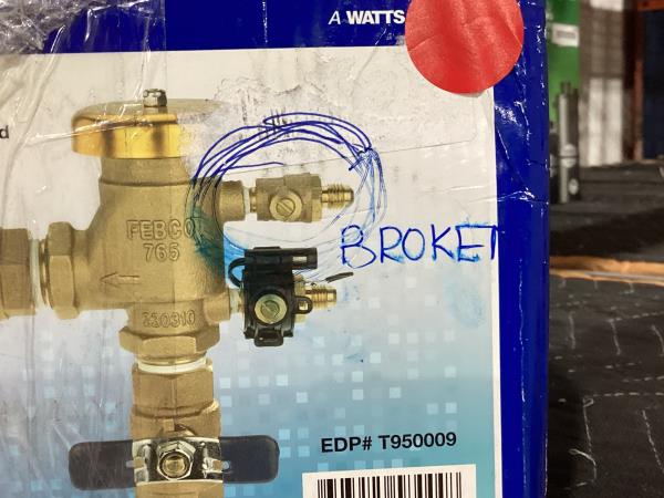 Lot # 371 3/4 in Bronze Pressure Vacuum Breaker