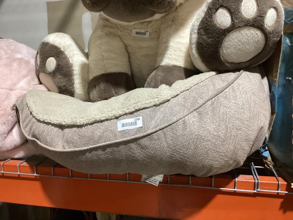 Lot # 2298 Canine Creations Beige Step in Dog Bed, 50 L X 39 W X 15 H