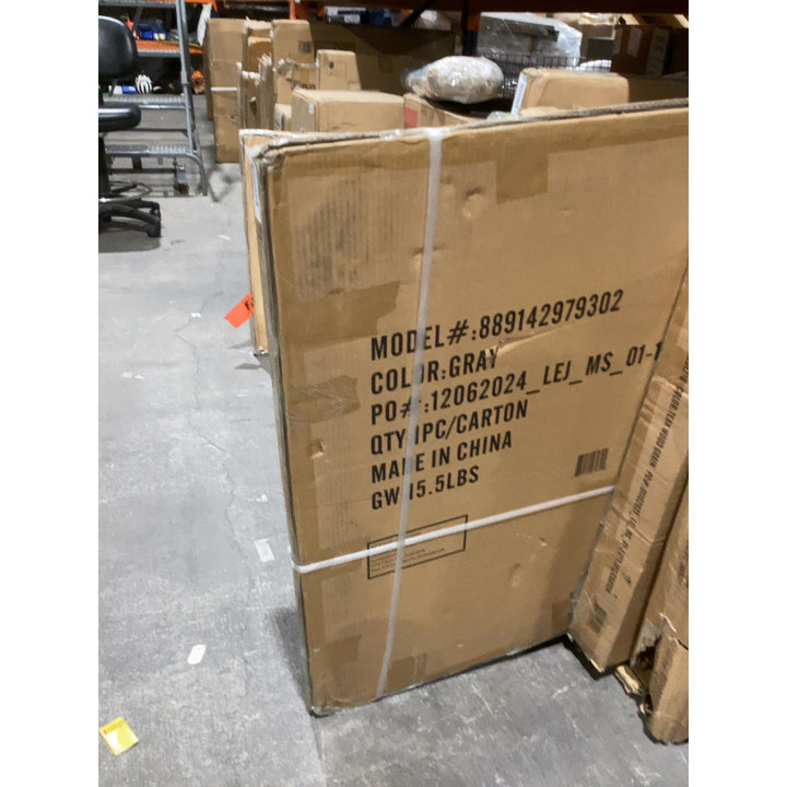 Lot # 2070 Flash Furniture Madelyn Folding Tables $57.00