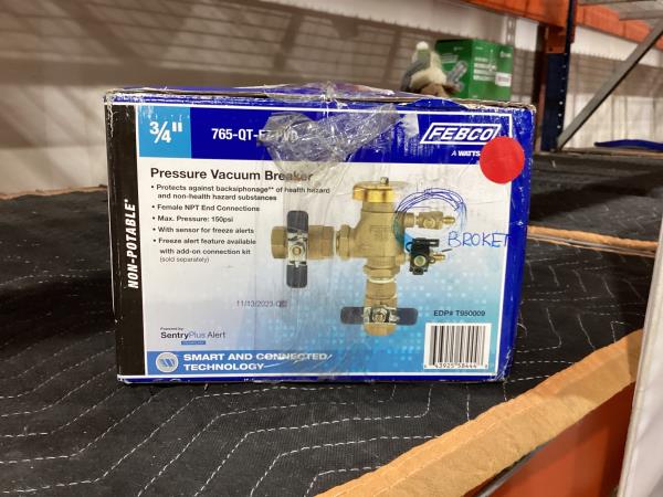 Lot # 371 3/4 in Bronze Pressure Vacuum Breaker