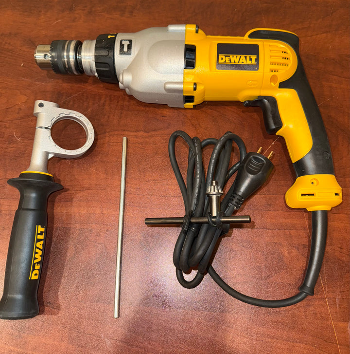 DEWALT 1/2-in 10 -Amp Variable Speed Hammer Drill used