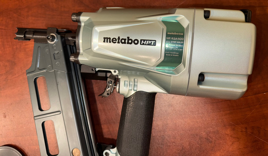 Clavadora neumática de cabeza redonda Metabo HPT de 3-1/4 pulg. y 21 grados (caja abierta)
