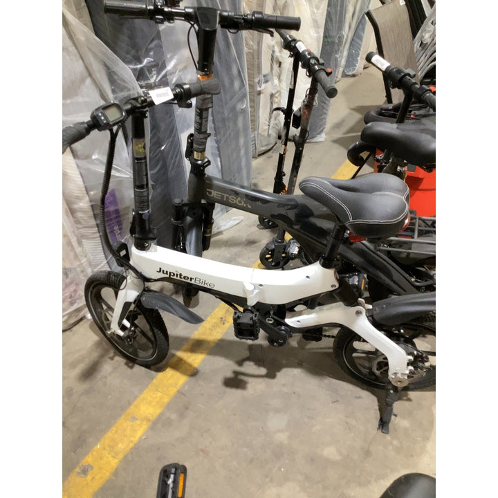 Lot # 2385 JupiterBike Electric Bike $30.00
