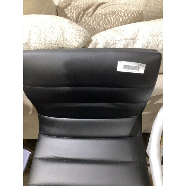Lot # 2340 Black Model Bar Stool $80