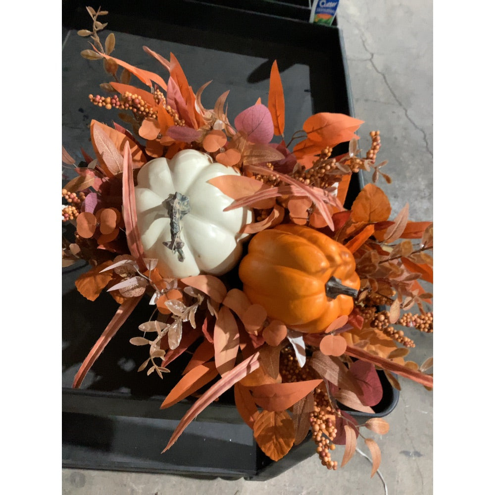 Lot # 1120 Fall Colors Home Decor $45