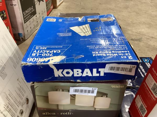 Lot # 116 Kobalt 700-LB Aluminum Board Loading Ramp Kit $37