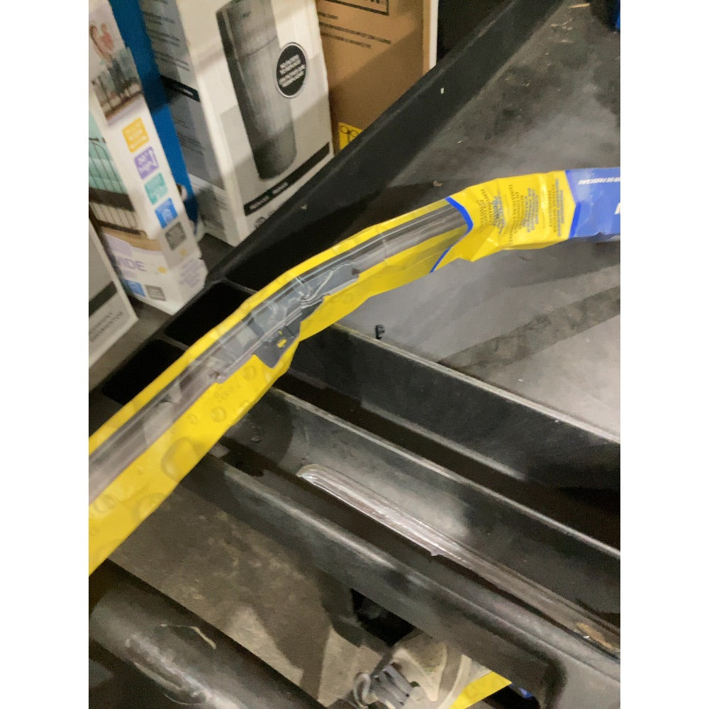 Lot # 61 MICHELIN Guardian Wiper Blades $27.40