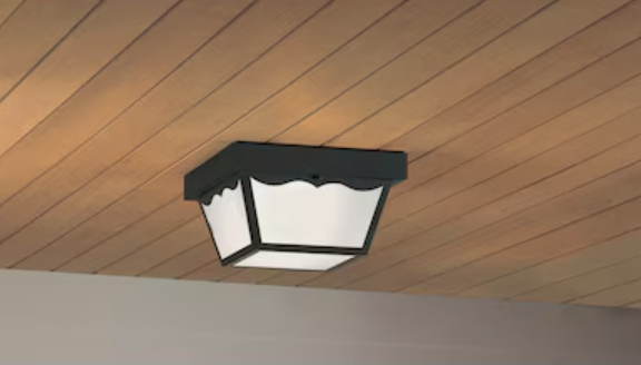 Lot # 434 10" W Black Outdoor Flush-Mount Light $40