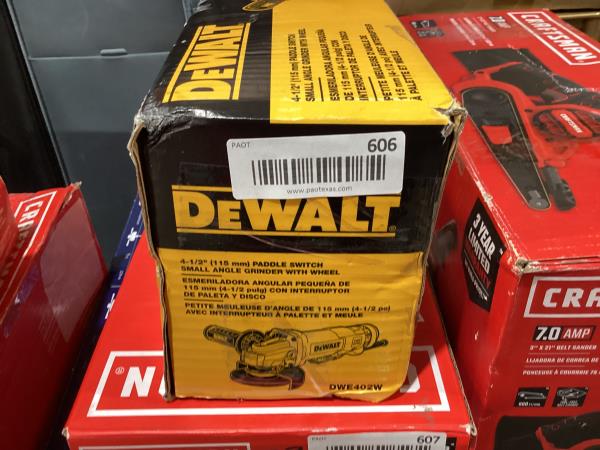 Lot # 606 DEWALT 11 Amp 4.5 in. Small Angle Grinder $106