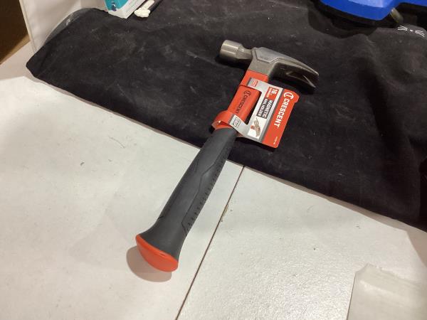 Lot # 411 Crescent - Hammer,Fiberglass,Reg,Rip,16Oz $29