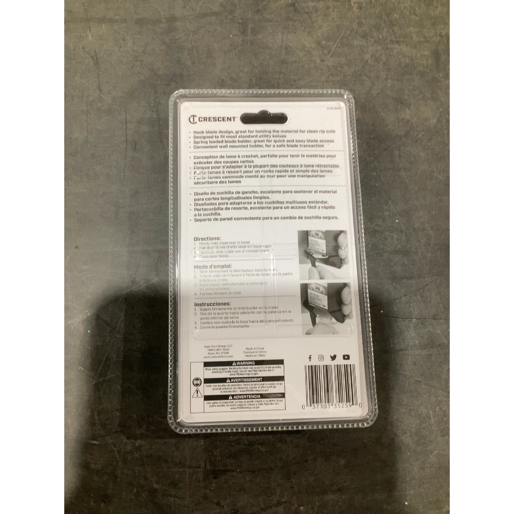 Lot # 1494 Crescent Blade Pack $7.00