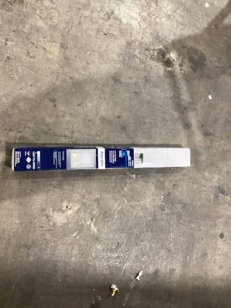 Lot # 1315 PROJECT SOURCE LW100041-102024 24in LED Light - $25