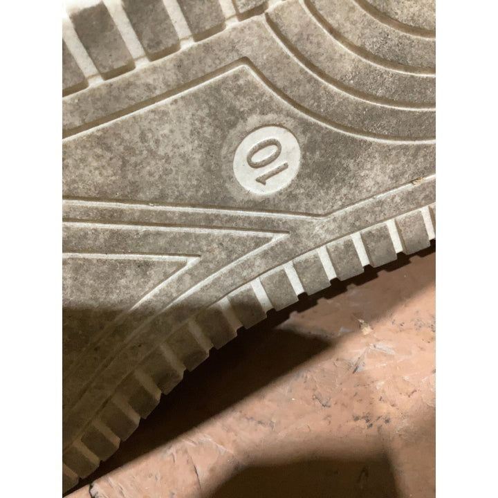 Lot # 433 Wild Fable Low Top Sneakers $35.00