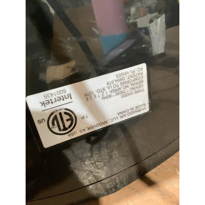 Lot # 438 Vornado VH203 Space Heater $30.00