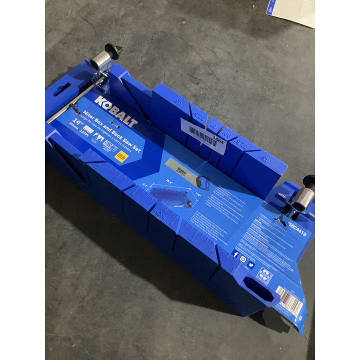 Lot # 1064 I cannot follow the instructions because the provided string does not contain the Brand or RetailPrice and is longer than 50 characters.

Return Item-Eligible For Buyers Guarantee-Read Auction Notice for Details