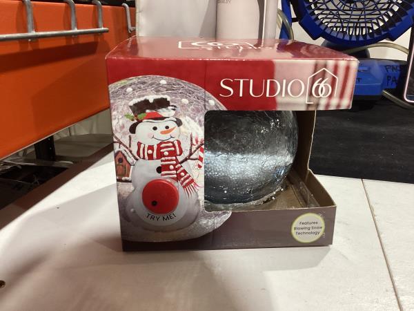 Lot # 68 Home Essentials 5.5in. Snow Blowing Orb