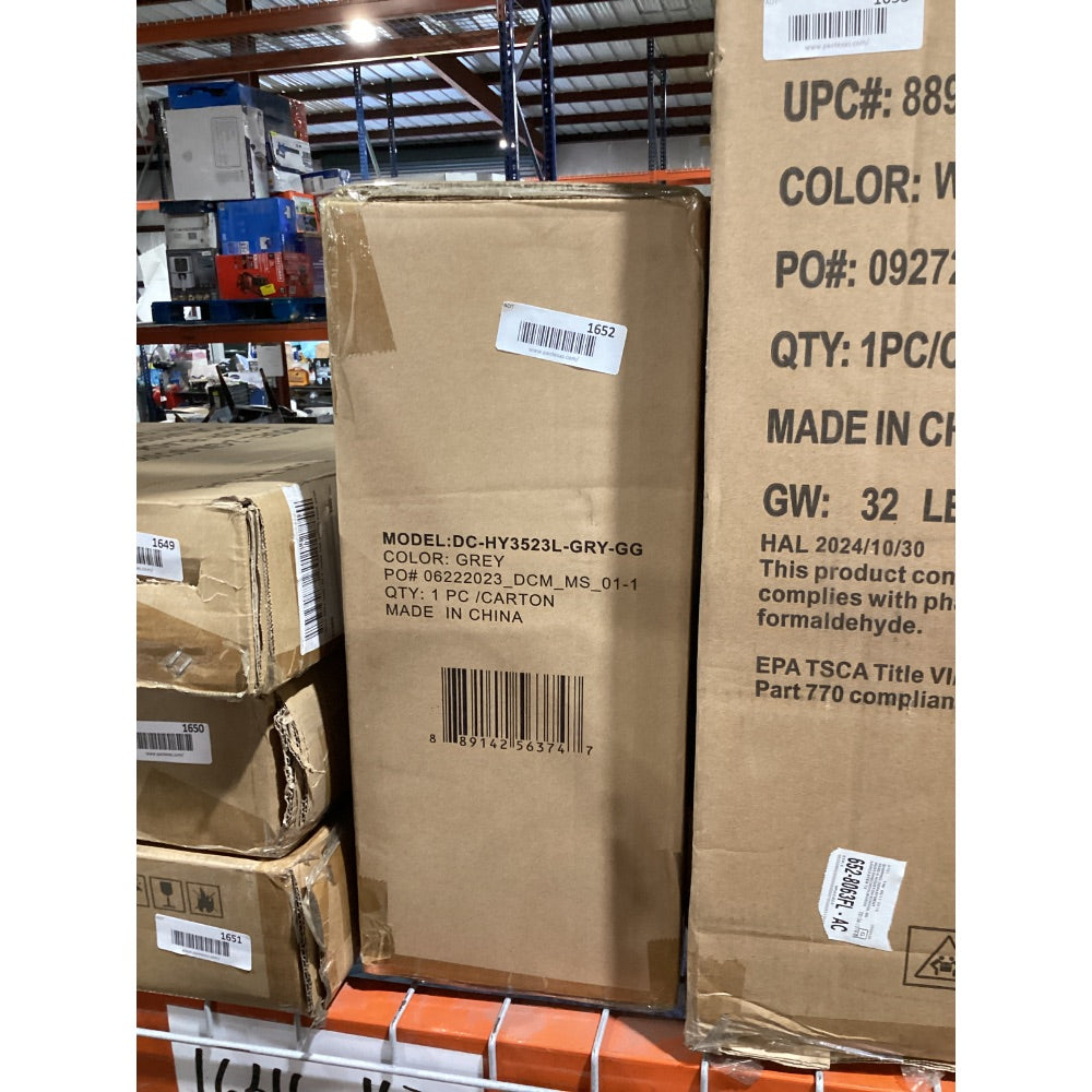 Lot # 1652 Flash Furniture Shower Chair $73.90