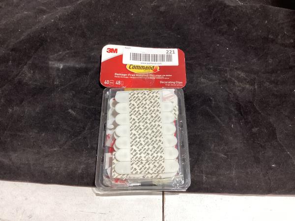 Lot # 221 Command Decorating 40 Clips and 48 Command Strips