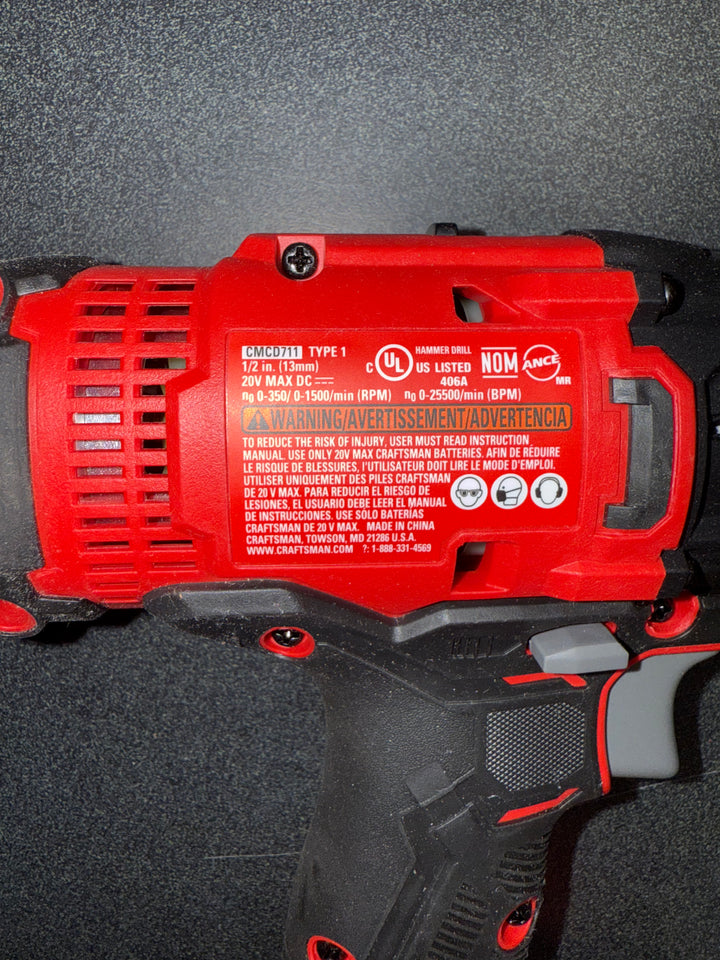 Taladro percutor inalámbrico CRAFTSMAN V20 de 1/2 pulg. y 20 voltios máx., variable (incluye 1 batería y cargador) (caja abierta)