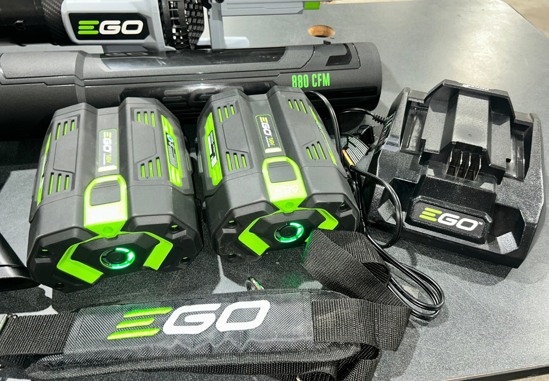Soplador de hojas portátil a batería EGO POWER+ de 56 voltios, 880 CFM y 200 MPH, 4 Ah (usado)