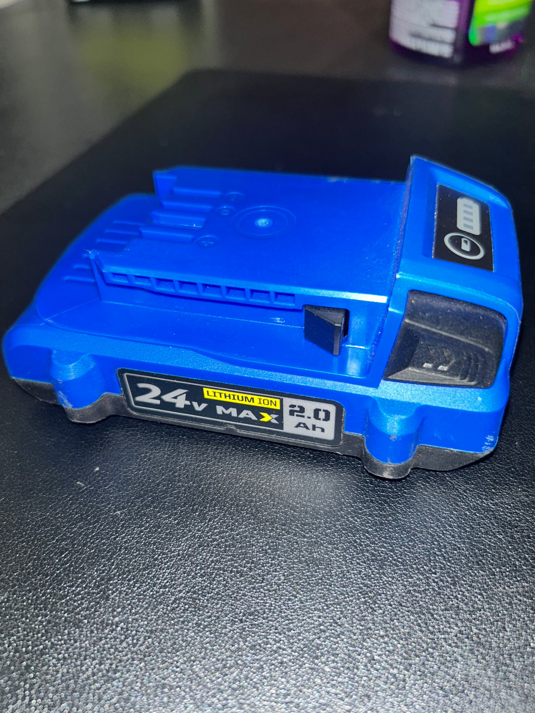 Kobalt 24 -Volt 1 -Pack Lithium ( 2 Ah Battery ) (used)