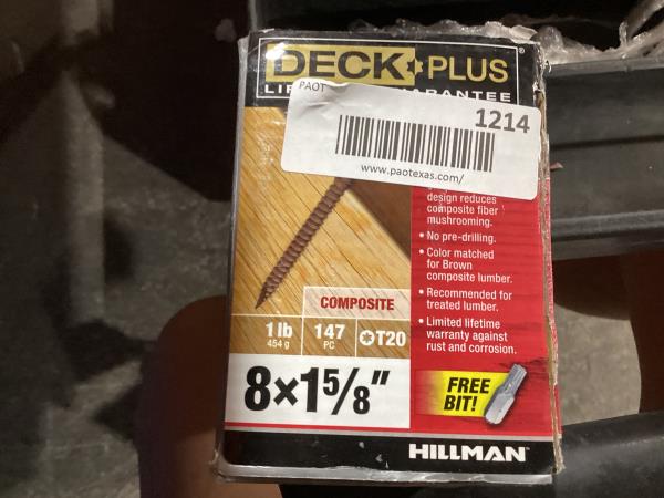 Lot # 1214 Deck Plus 8 x 1-58in Comp. Deck Screws $11.98