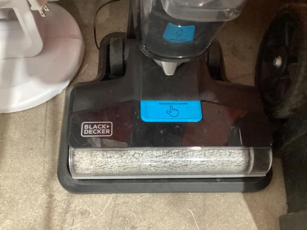 Lot # 2082 BLACK+DECKER Cordless Wet/Dry Stick Vacuum $149