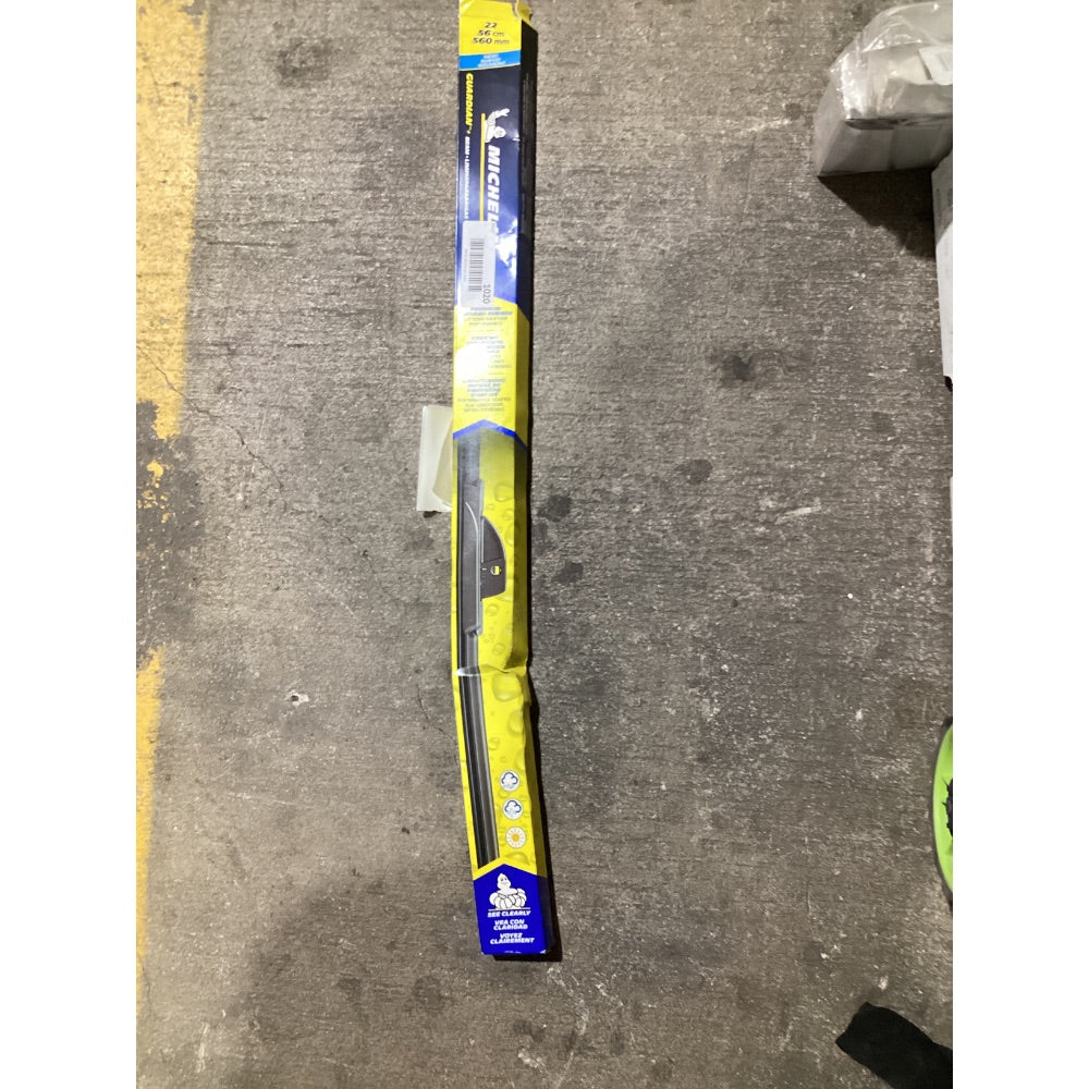 Lot # 1020 Michelin 22 Inch Wiper Blade 1680378 - $22