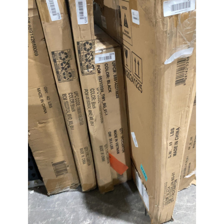 Lot # 2076 Flash Furniture Headboard $118.53