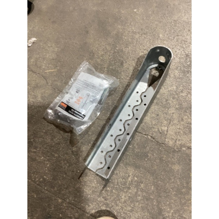 Lot # 706 Simpson Strong-Tie WDU8-SDS2.5 Connector Kit $20