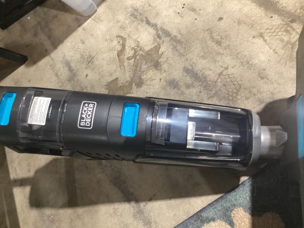 Lot # 2039 Black + Decker BXUVXA02 Vacuum Cleaner $199