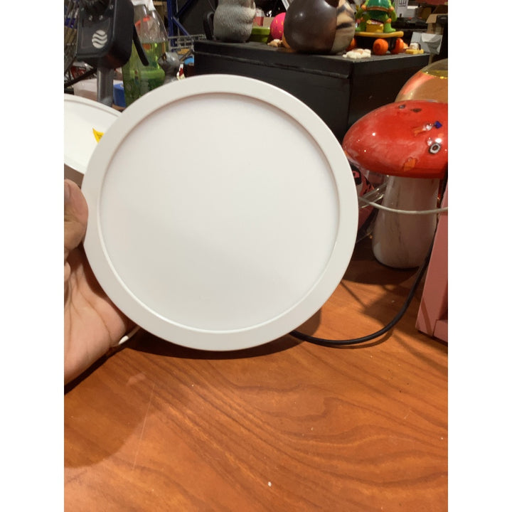 Lot # 1456 Discover MXL1140-L12K9027W 5CCT LED Ceiling Light $20