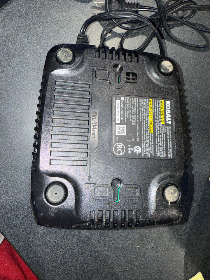 Cargador de batería inalámbrico estándar de iones de litio Kobalt KRC 60-06 de 40 voltios para equipos eléctricos (NUEVO)