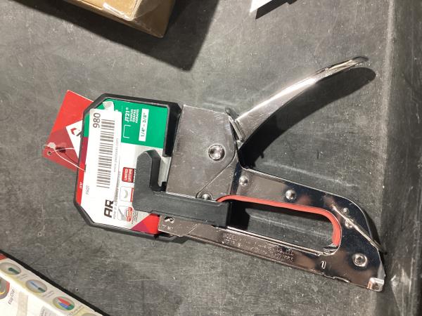 Lot # 980 Arrow JT27 Economy Light Duty Staple Gun