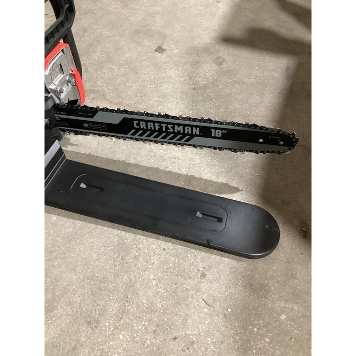 Lot # 1276 CRAFTSMAN CMXGSAMY42NB Chainsaw - 18-inch Bar, 50:1 Fuel Mixture, UL Listed, Red and Black, undefined Application