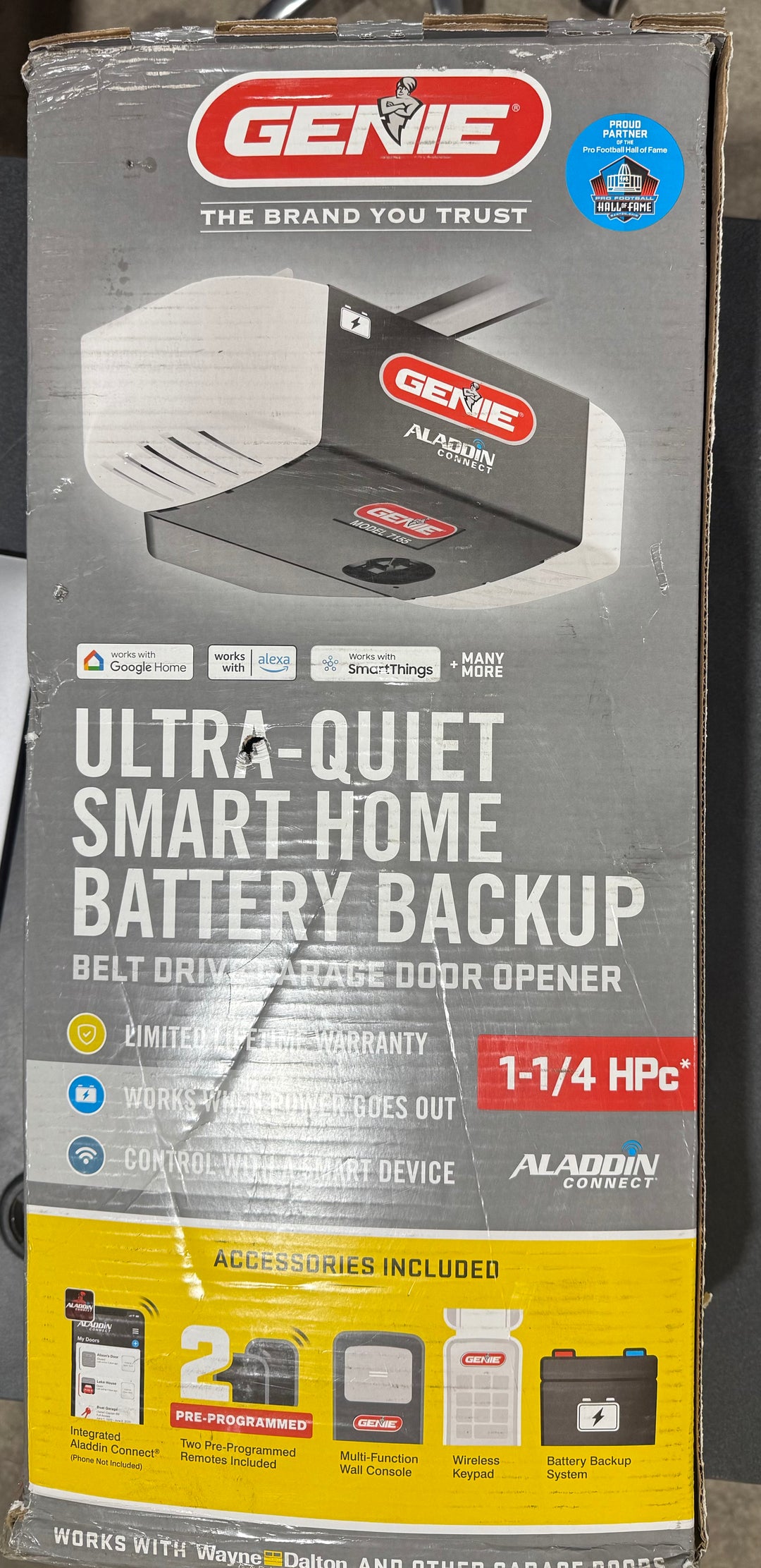 Genie 3/4 HPc Ultra-Quiet Smart Garage Door Opener Smart Compatible Belt drive Garage Door Opener Wi-Fi Compatibility (new)