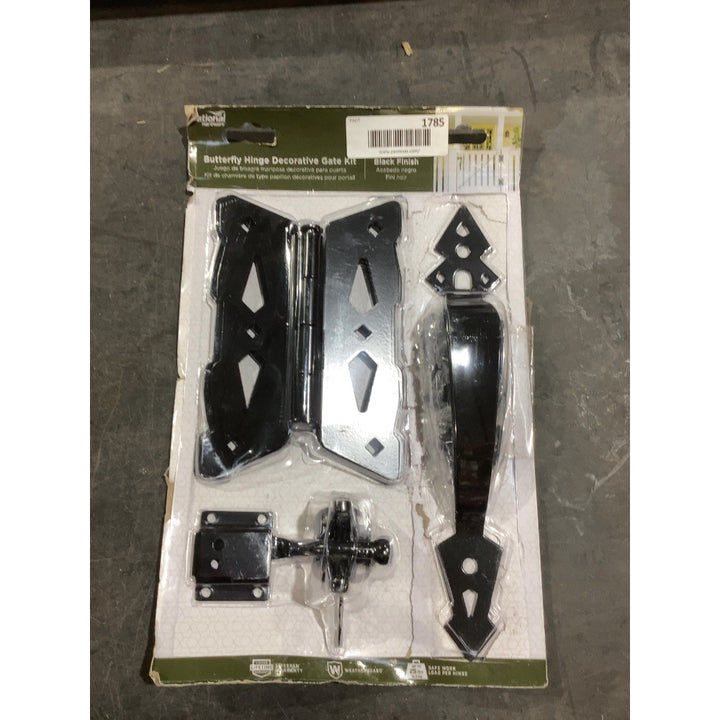 Lot # 1785 National Hardware V8418 Gate Kit $31.12