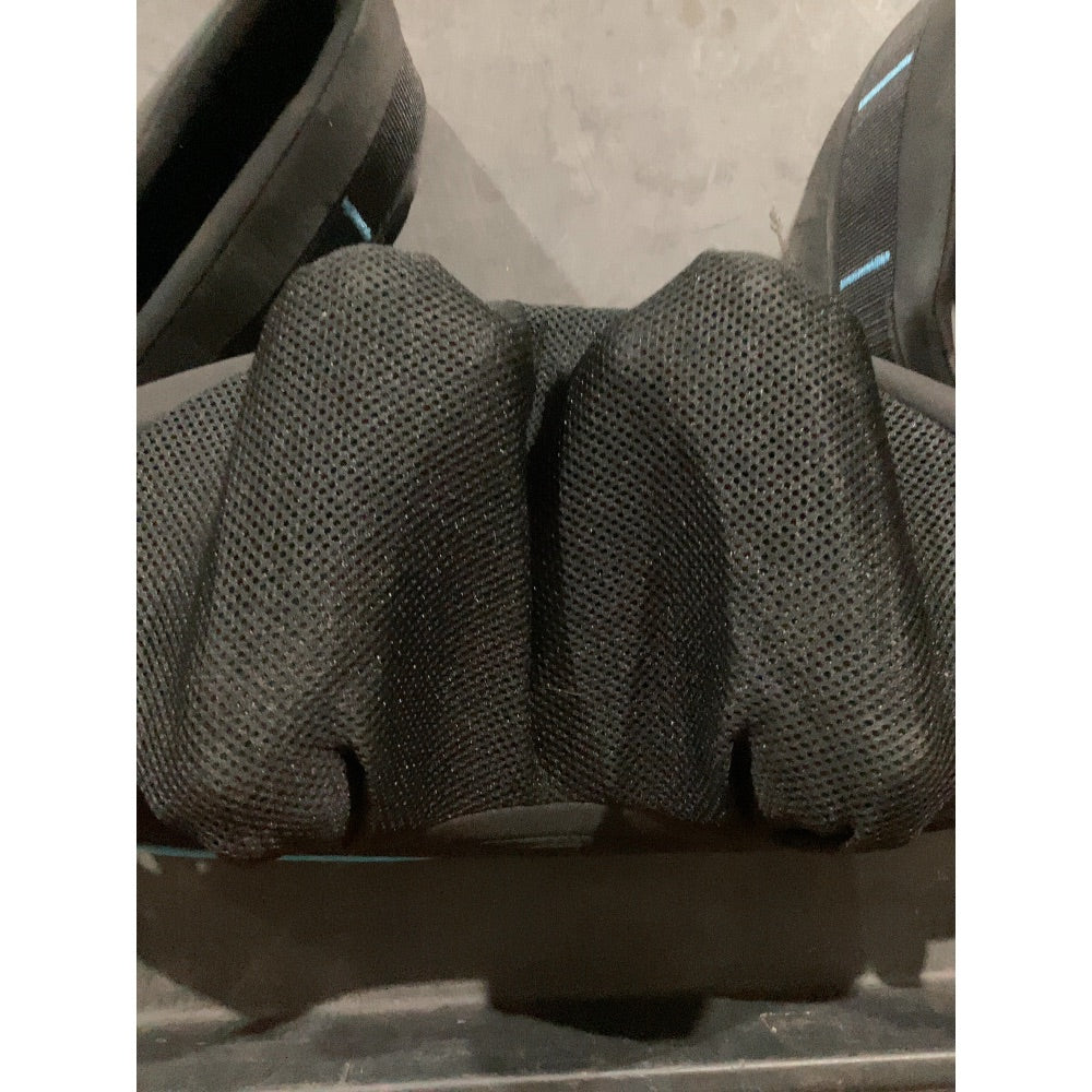 Lot # 957 MagicHands truShiatsu Massager Regular price $199