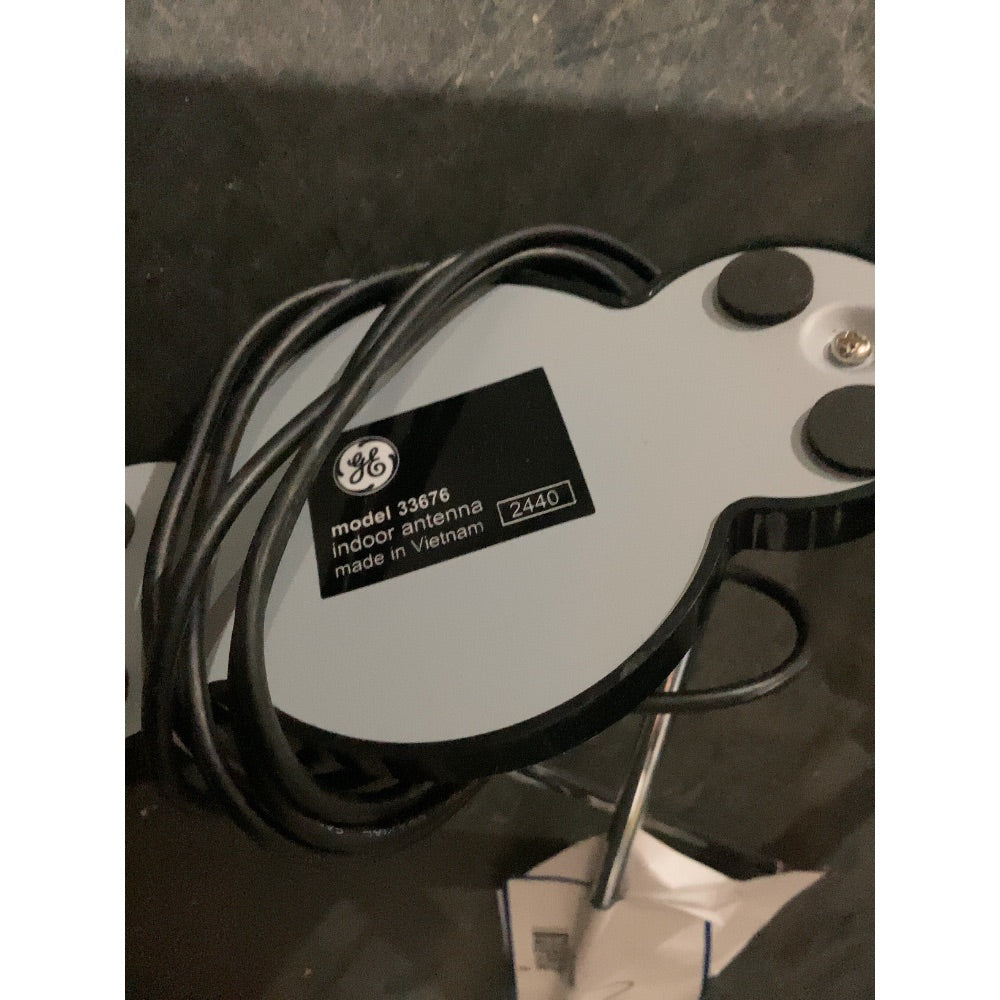Lot # 997 GE Indoor Antenna $1.00