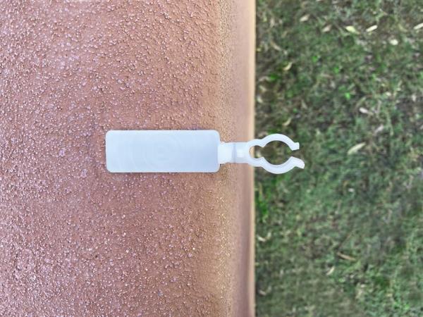 Lot # 978 Simple Living Solutions Max Pro Anywhere Sticky Clip Ultimate Outdoor Adhesive White Light Clip Value Pack (15 Clips)