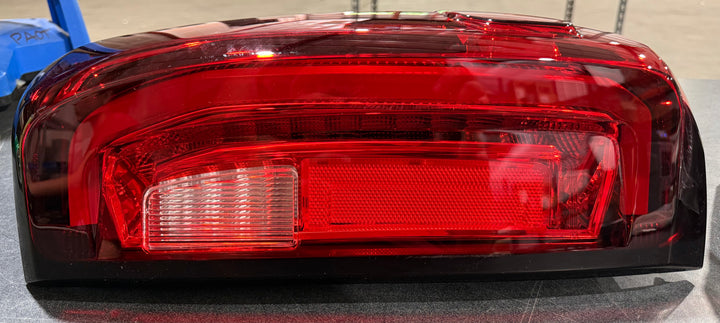 LED Tail Light Rear Lamp Assembly Left and Right  2019-2026 GMC Sierra (Open Box)