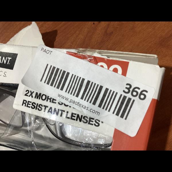 Lot # 366 Foster Grant Design Optics 3.00 Readers $22