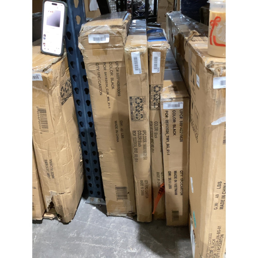 Lot # 2074 Flash Furniture UPDATED STYLE Wall-Mounted Mirror $29.32