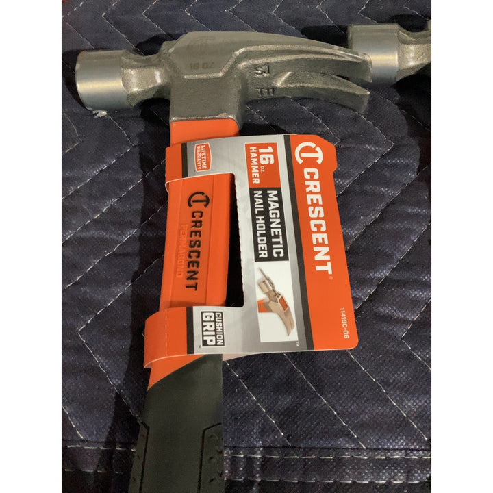 Lot # 1010 Crescent Claw Hammer $29.47