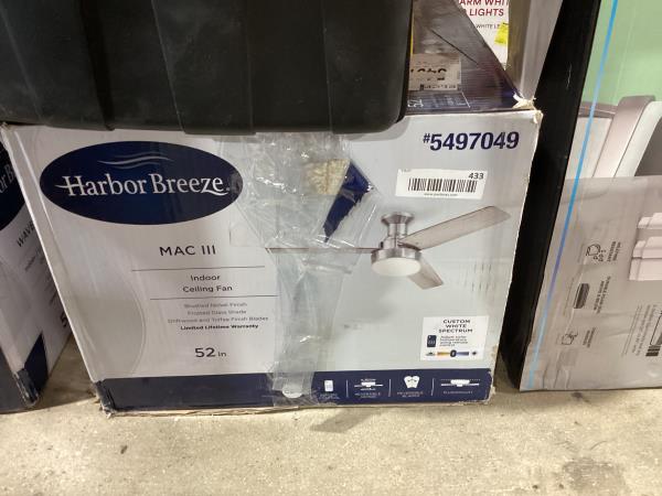 Lot # 433 Harbor Breeze Mac III Flush Mount Ceiling Fan $140